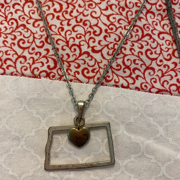 Necklaces - Picture 4 of 5